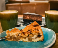 data-src="https://kasteelradboud.nl/wp-content/uploads/2025/02/websiteproduct-breed-koffie.png"